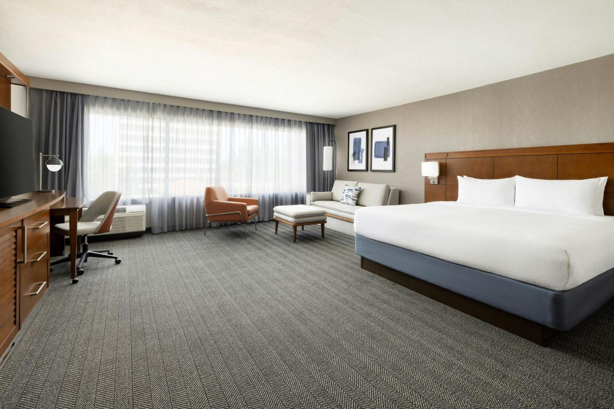 Hotel Courtyard By Marriott Angeles Woodland Hills 3*