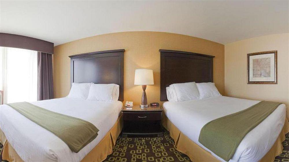 Hotel Courtyard By Marriott Angeles Woodland Hills 3*