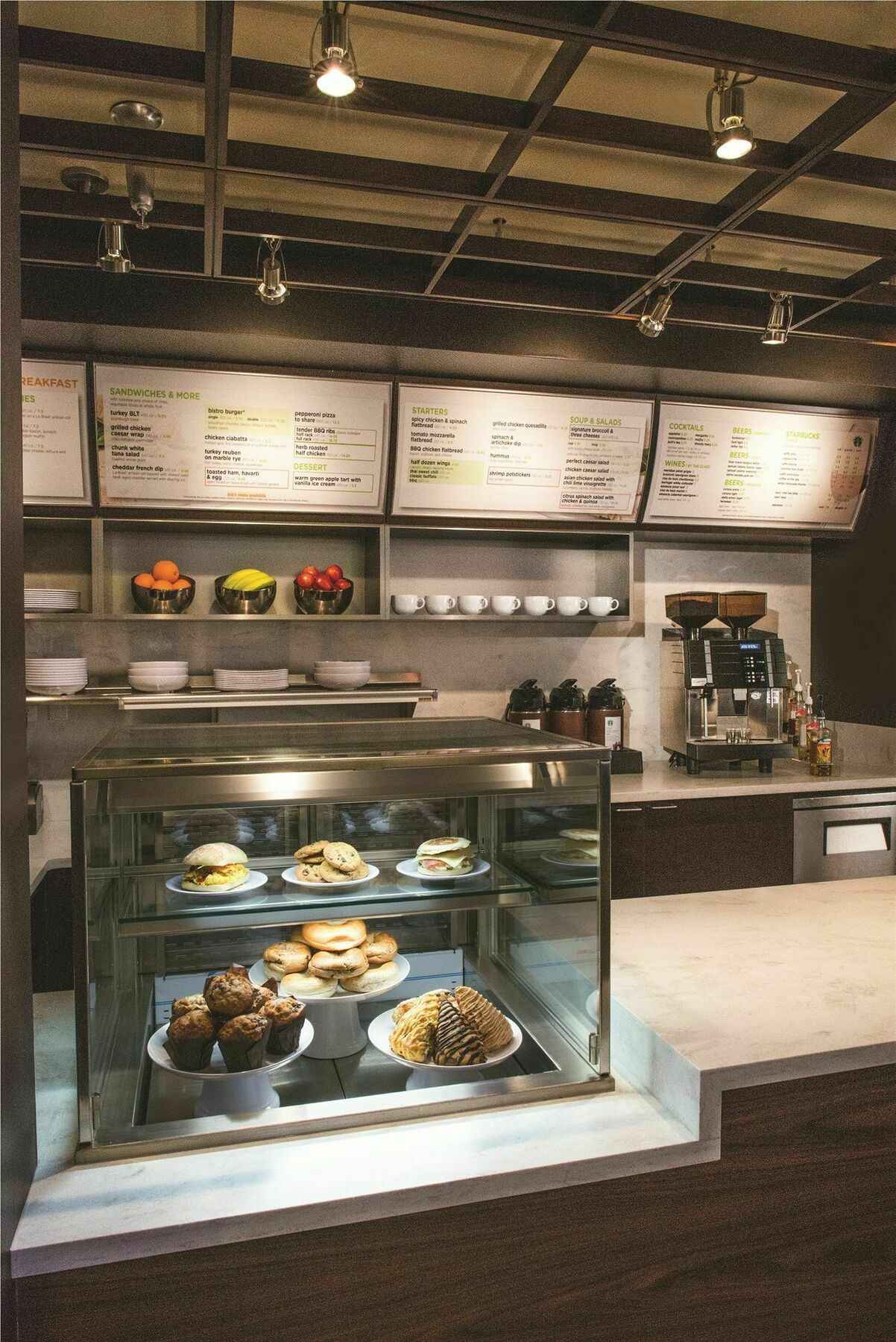 Courtyard By Marriott Angeles Woodland Hills