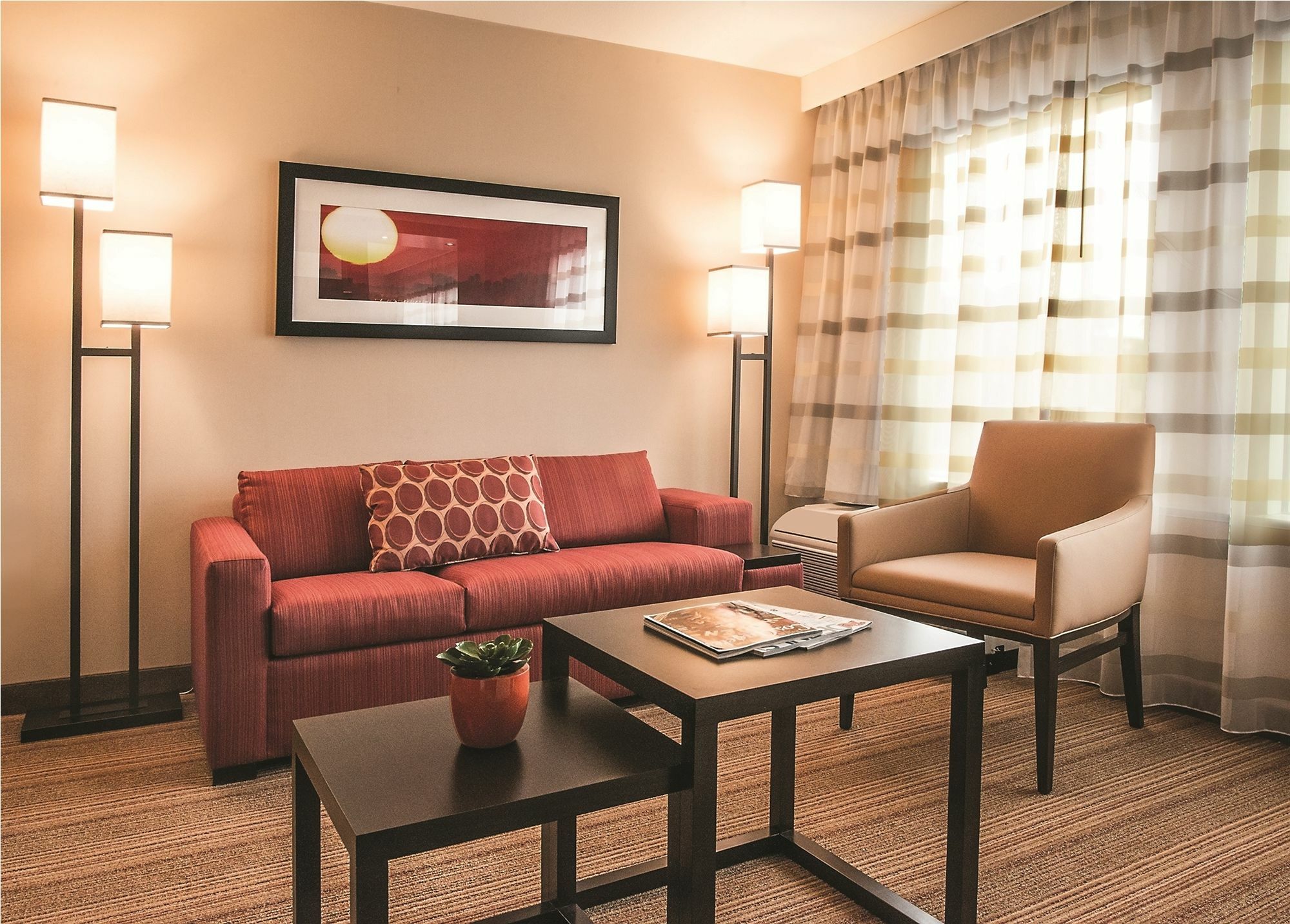 Courtyard By Marriott Angeles Woodland Hills Hotel 3*
